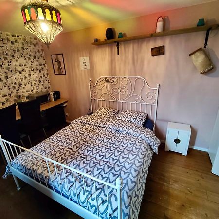 Silver Moon Bed & Breakfast Voorschoten Bagian luar foto