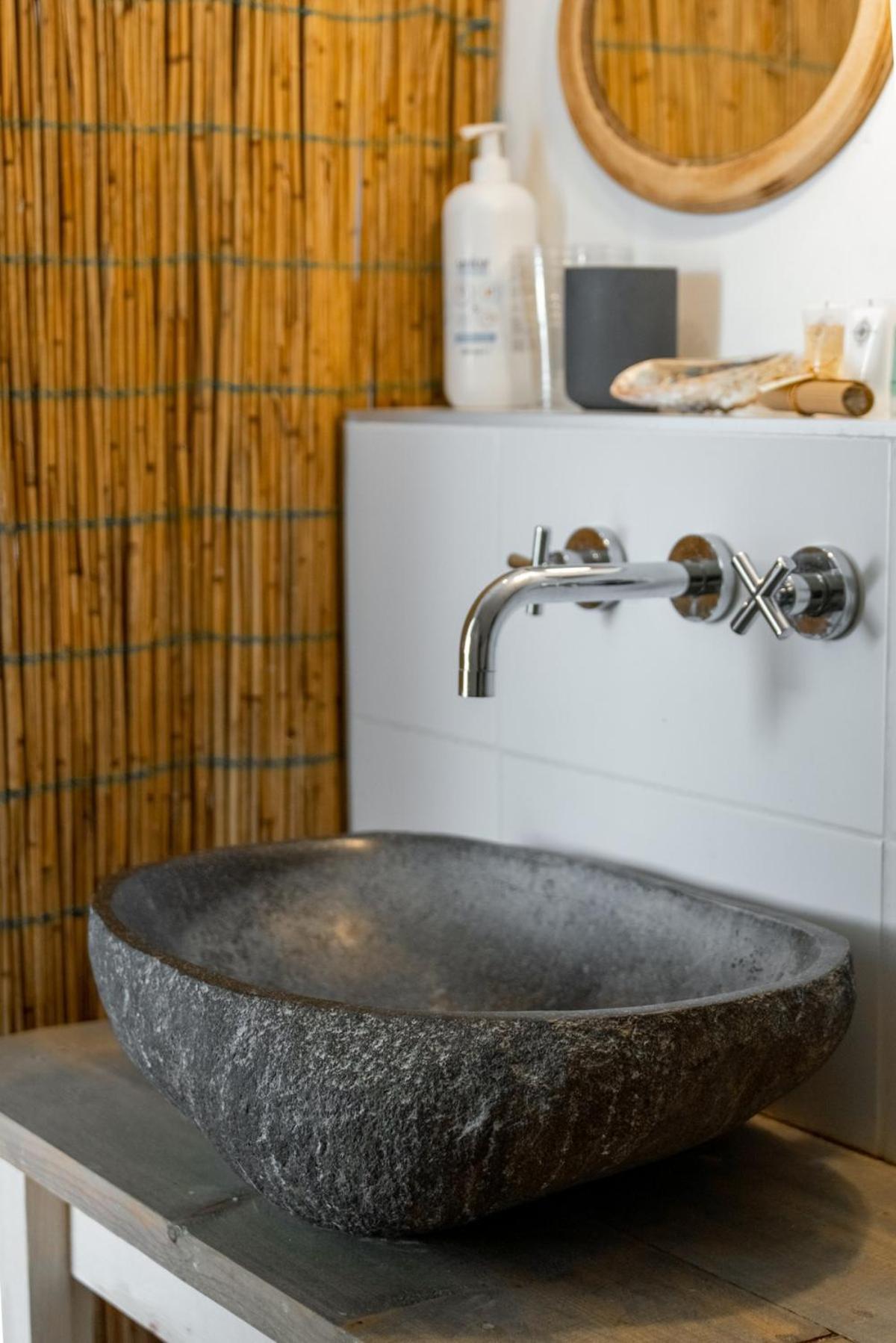 Silver Moon Bed & Breakfast Voorschoten Bagian luar foto
