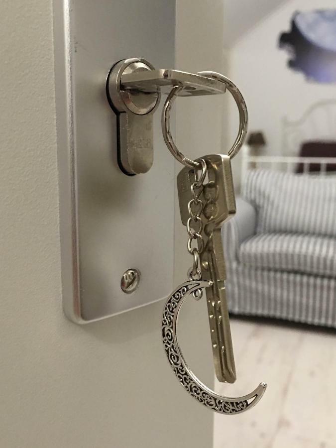 Silver Moon Bed & Breakfast Voorschoten Bagian luar foto